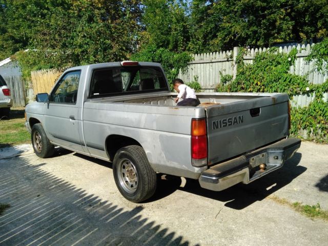 1994 Nissan Other Pickups - photo 4