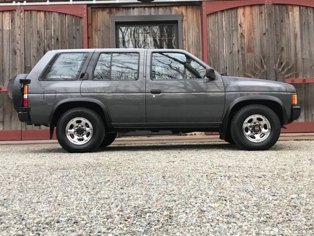 1994 Nissan Pathfinder XE V6 4X4 - photo 3