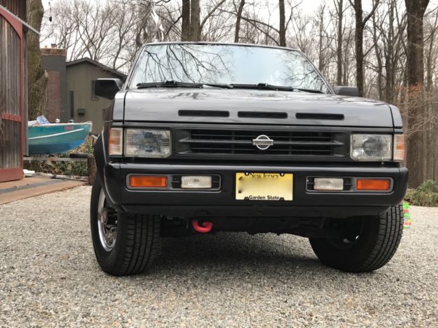 1994 Nissan Pathfinder XE V6 4X4 - photo 8