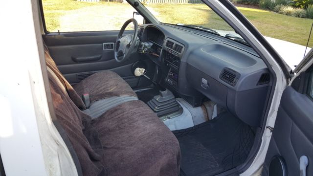 1994 Nissan Other Pickups - photo 6
