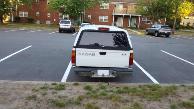 1994 Nissan Other Pickups XE - photo 4