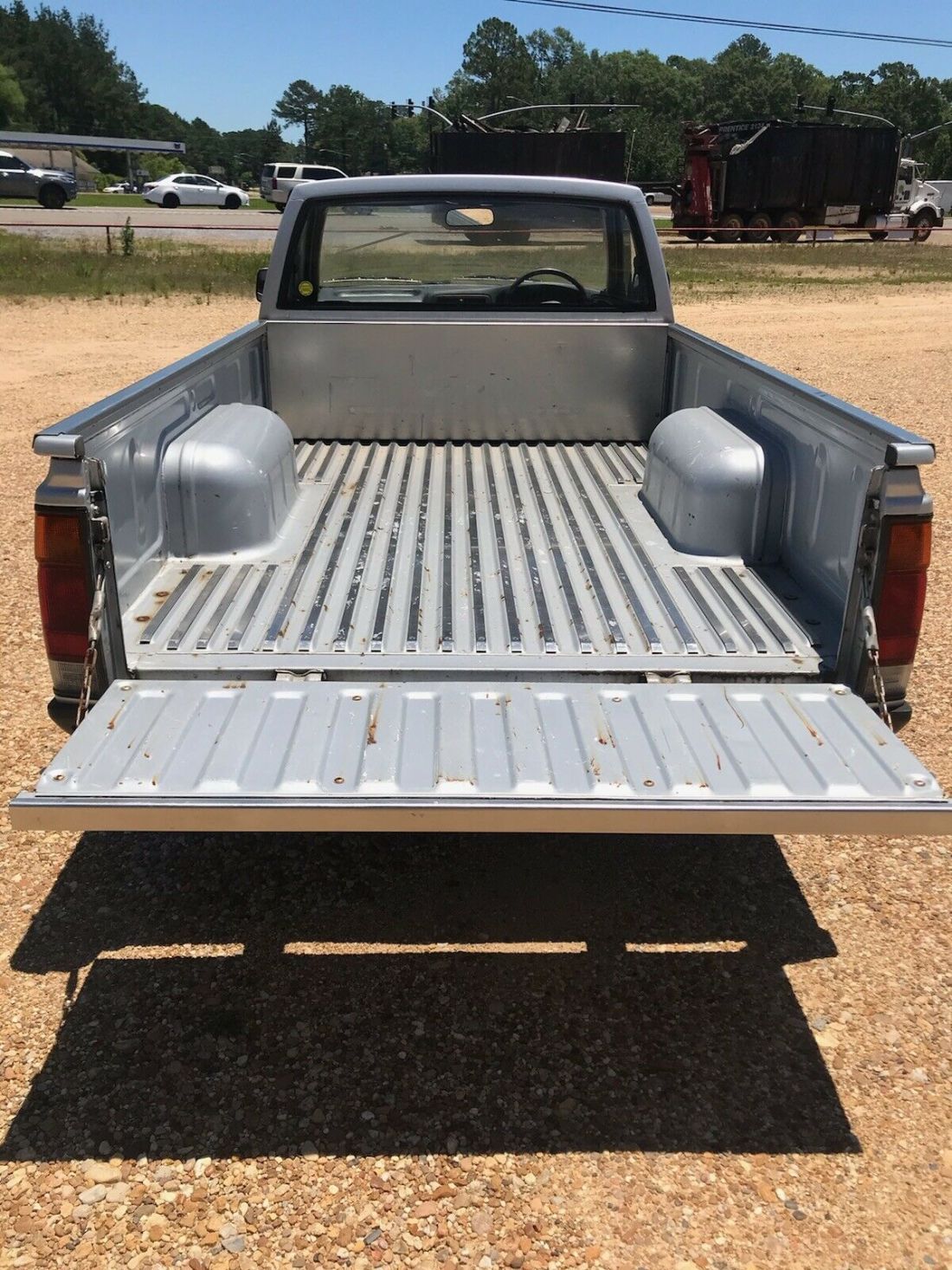 1994 Nissan Other Pickups Base - photo 5