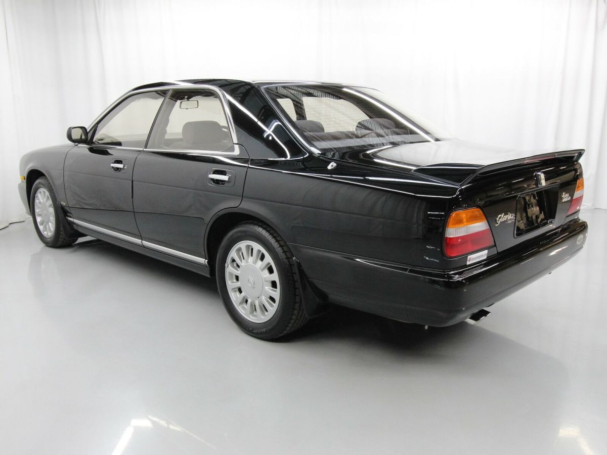 1994 Nissan Gloria Gran Turismo - photo 5