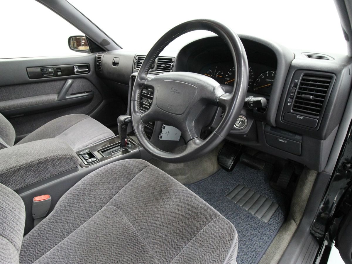 1994 Nissan Gloria Gran Turismo - photo 9