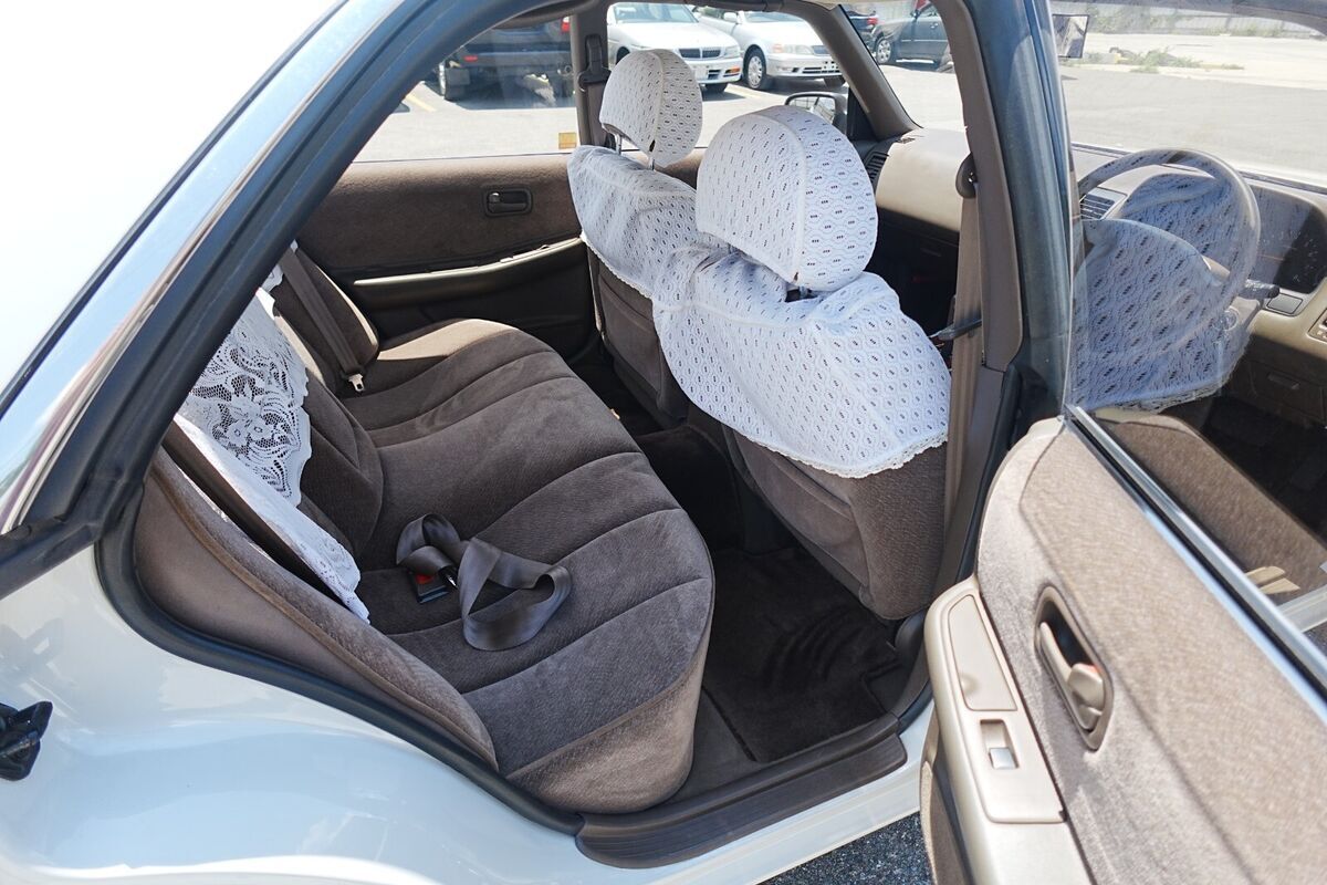 1994 Nissan Laurel Medalist - photo 9