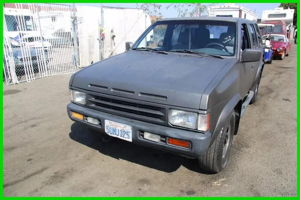 1994 Nissan Pathfinder XE 3.0 L V6 NO RESERVE 1994 Nissan Pathfinder XE