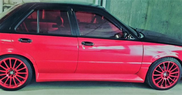 1994 Nissan Sentra *Low Miles* *Custom Paint, Sound & Interior* 1994 Nissan Sentra Red/Black