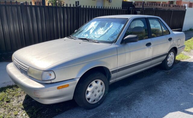 1994 Nissan Sentra E - photo 6