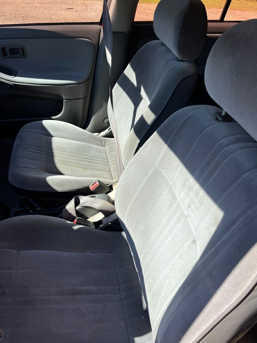 1994 Nissan Sentra XE - photo 9
