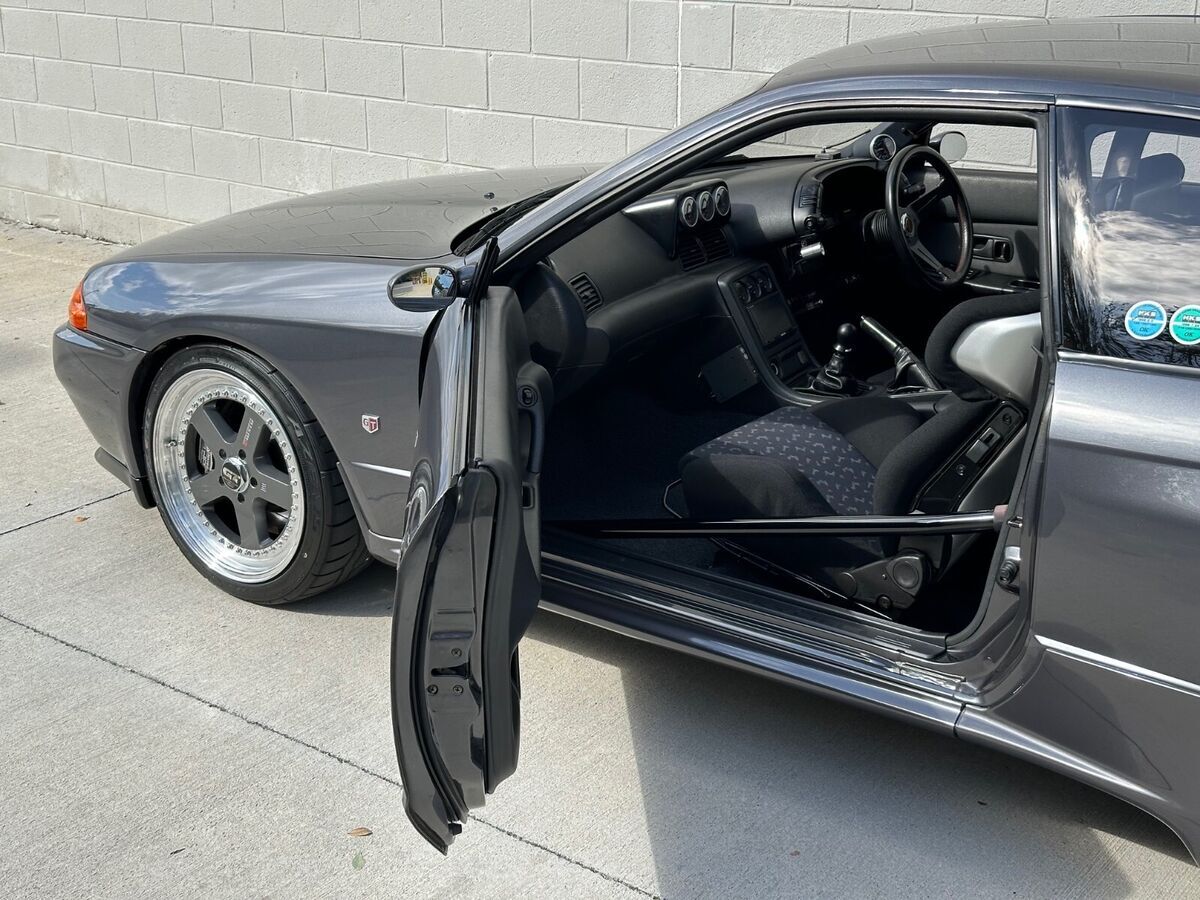1994 Nissan GT-R - photo 12