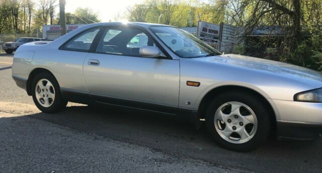 1994 Nissan Skyline GTS R33 Coupe RB20e JDM RHD Two Tone LOW MILES - photo 2