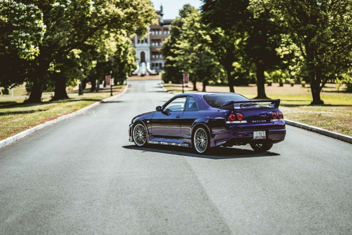 1994 Nissan GT-R - photo 2