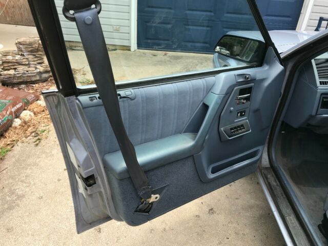 1994 Oldsmobile Cutlass Cruiser Special Edition Wagon - photo 2