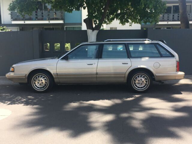 1994 Oldsmobile Custom Cruiser Wagon