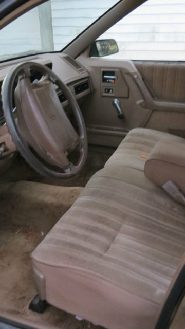 1994 Oldsmobile Cutlass S Sedan 4-Door - photo 6
