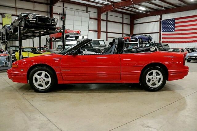 1994 Oldsmobile Cutlass -- - photo 2