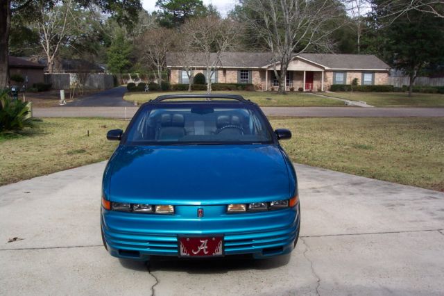 1994 Oldsmobile Cutlass Base Convertible 2-Door - photo 6