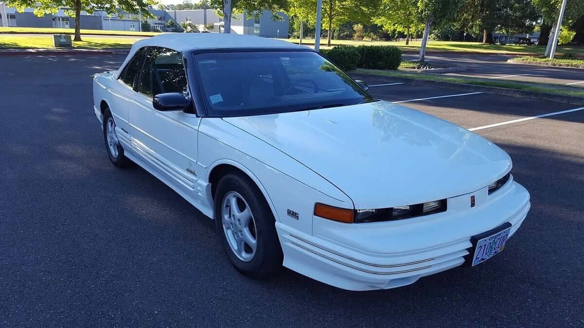 1994 Oldsmobile Cutlass Limited Edition - photo 4