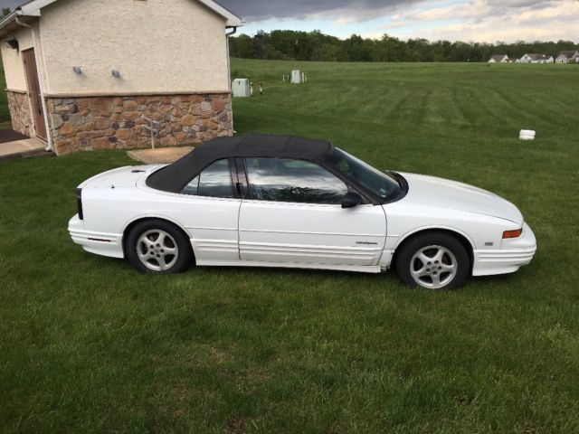 1994 Oldsmobile Cutlass Cutlass Supreme Convertible - photo 3