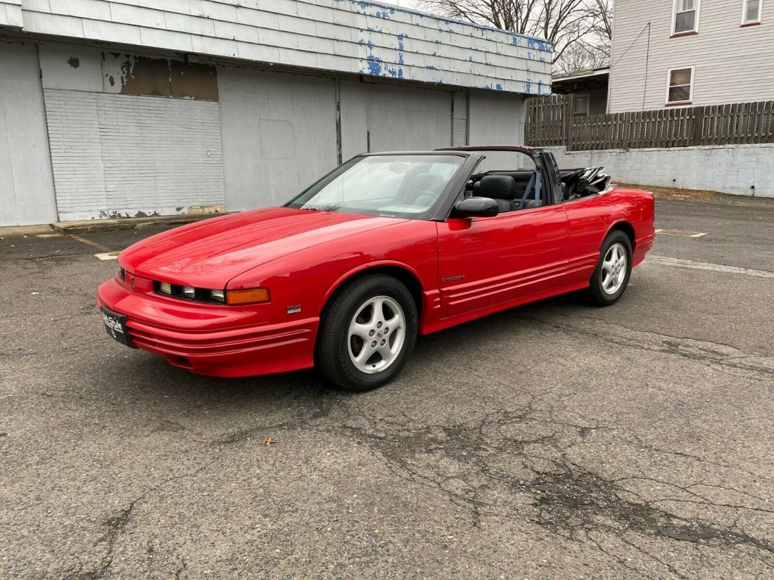 1994 Oldsmobile Cutlass Supreme - photo 2
