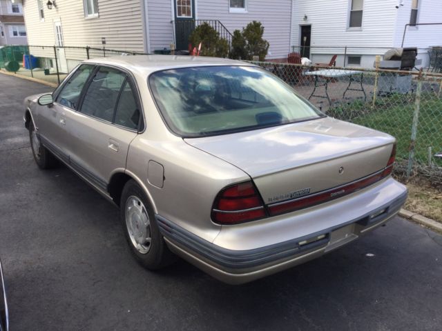 1994 Oldsmobile Eighty-Eight - photo 4