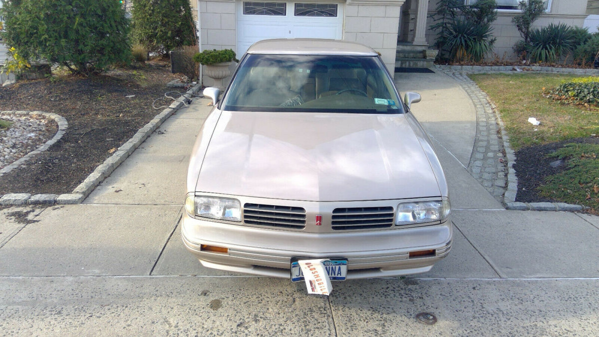 1994 Oldsmobile Eighty-Eight ROYALE LS - photo 4