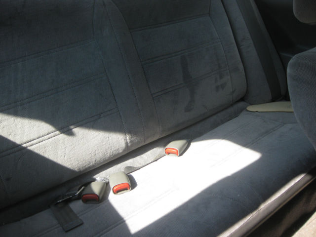 1994 Plymouth Sundance - photo 6