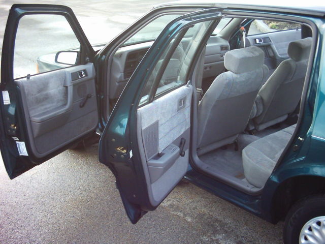 1994 Plymouth Acclaim - photo 11