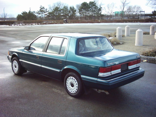 1994 Plymouth Acclaim - photo 3