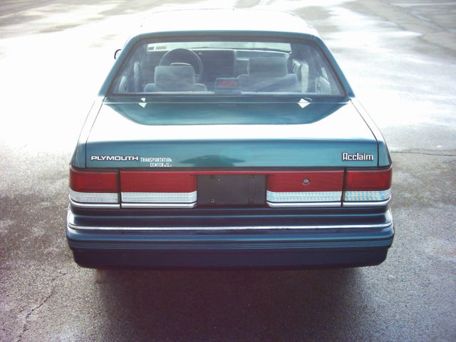 1994 Plymouth Acclaim - photo 4