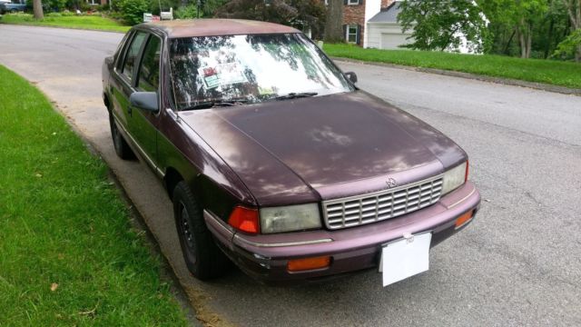 1994 Plymouth Acclaim - photo 2