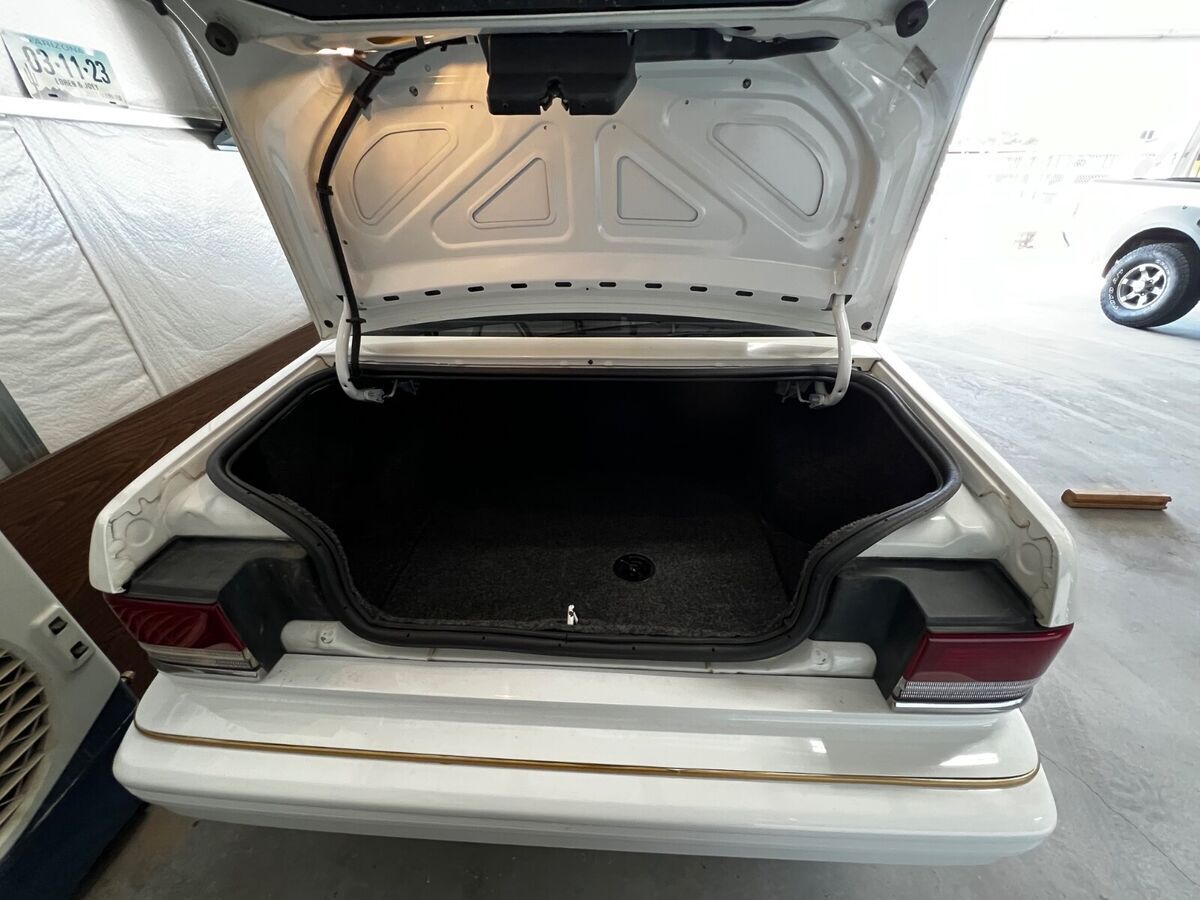 1994 Plymouth Acclaim - photo 10