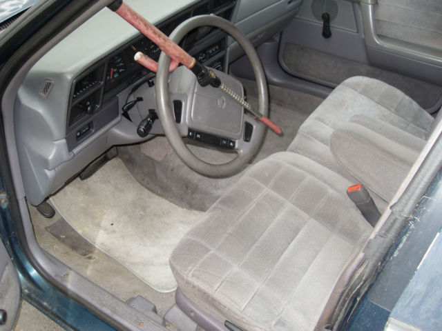 1994 Plymouth Acclaim - photo 5