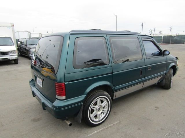 1994 Plymouth Voyager - photo 5