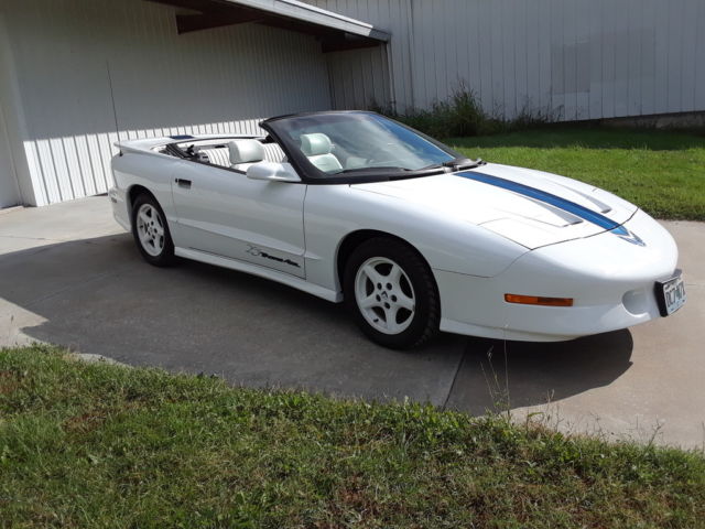 1994 Pontiac Trans Am 25 ANNIVERSARY ED. - photo 2