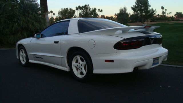 1994 Pontiac Trans Am 25 Anniv special trim - photo 12
