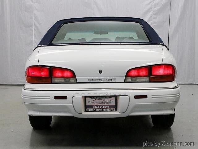1994 Pontiac Bonneville SE - photo 6