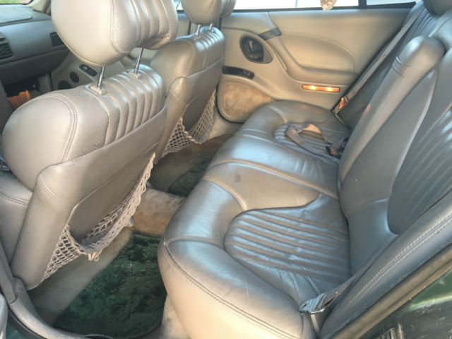 1994 Pontiac Bonneville SSE - photo 10