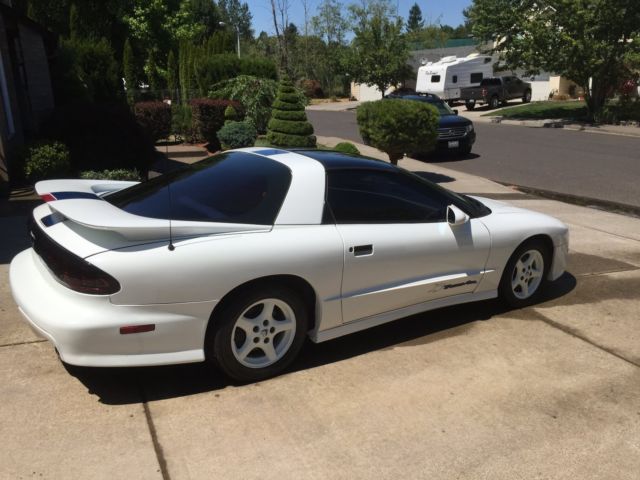 1994 Pontiac Trans Am 25th anniversary - photo 2