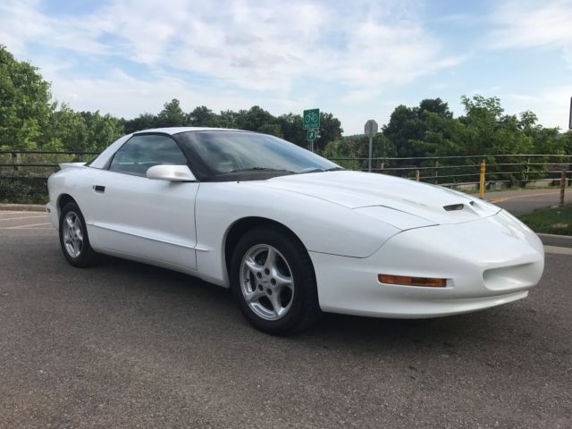 1994 Pontiac Firebird Formula - photo 2