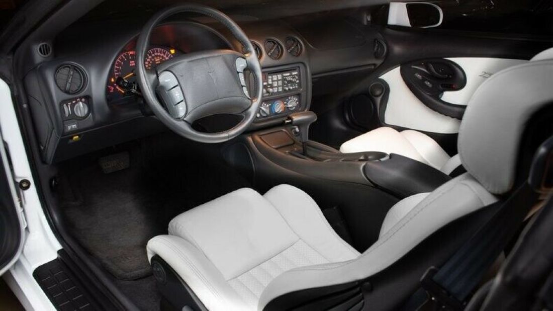1994 Pontiac Firebird Trans Am 25th Anniversary - photo 10