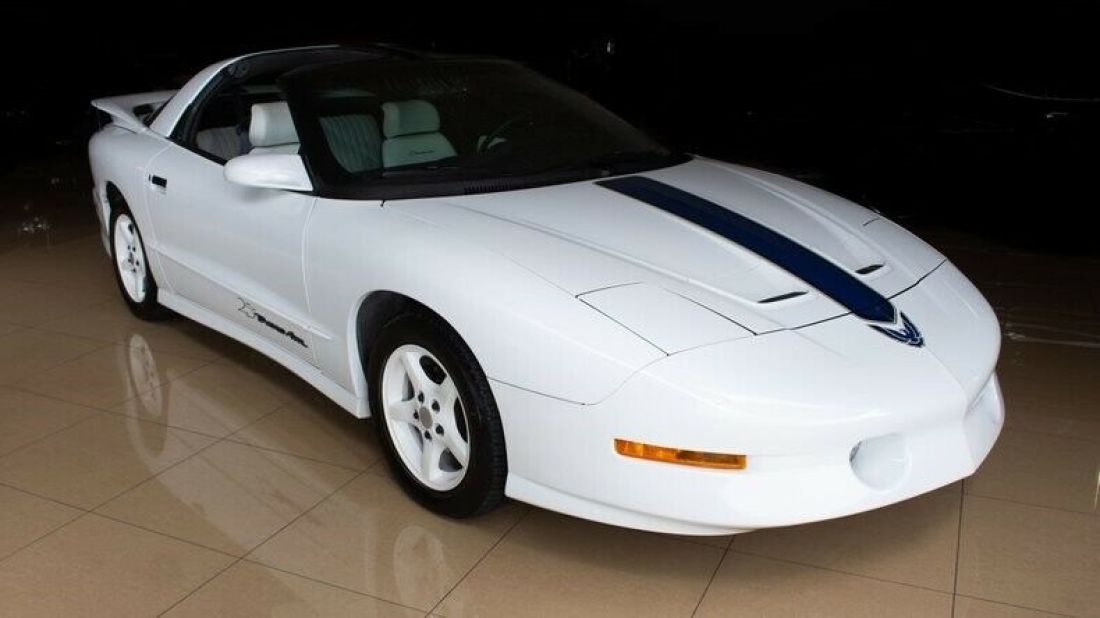 1994 Pontiac Firebird Trans Am 25th Anniversary - photo 8