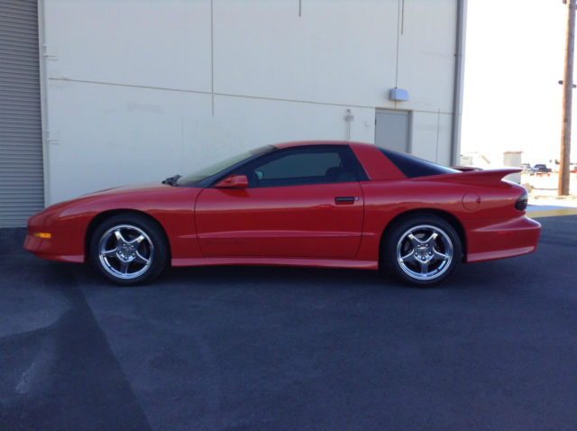 1994 Pontiac Firebird Trans Am Coupe 2-Door - photo 6