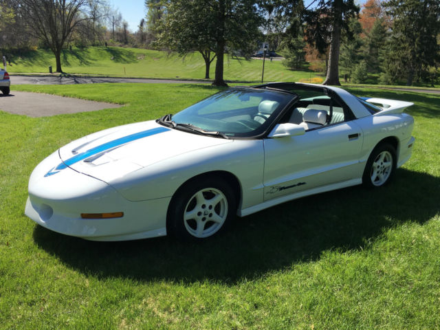 1994 Pontiac Firebird 25th anniversary edition - photo 9