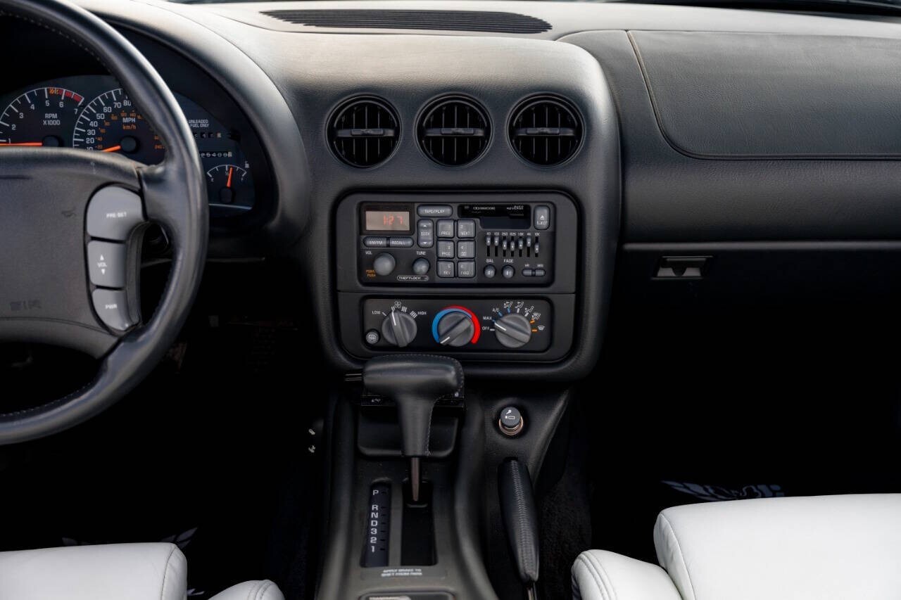 1994 Pontiac Firebird Trans Am GT 2dr Convertible - photo 13