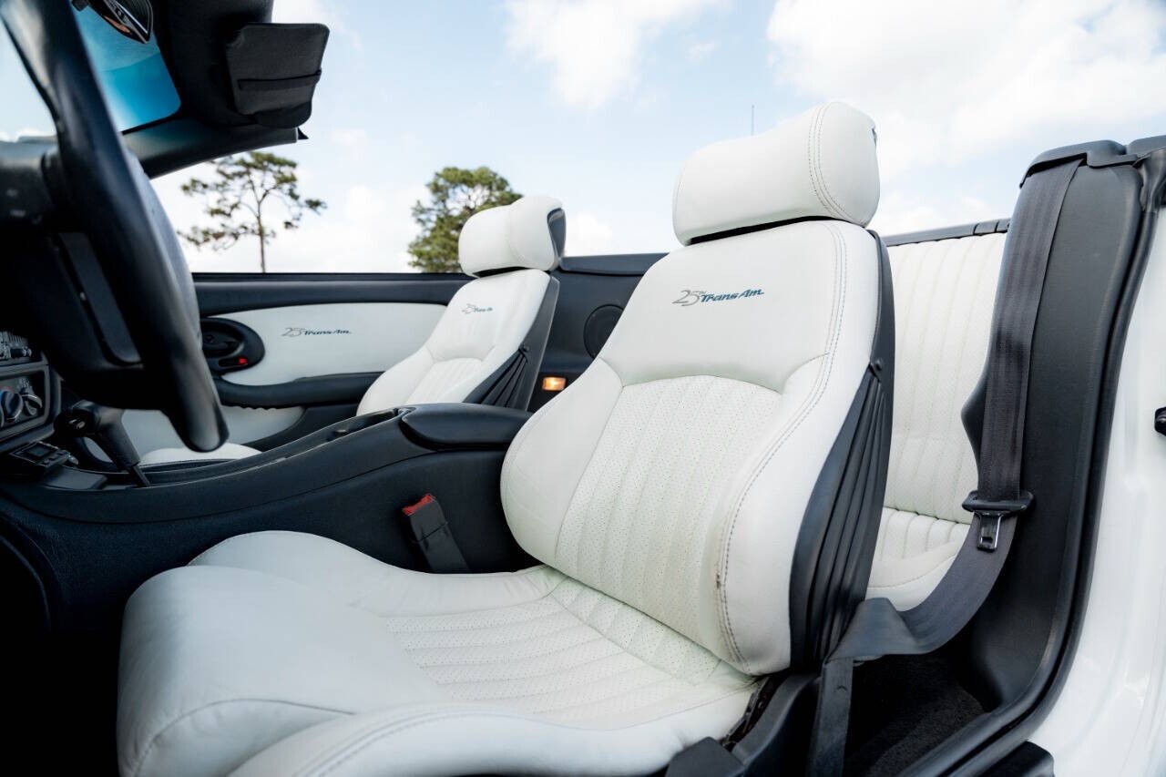 1994 Pontiac Firebird Trans Am GT 2dr Convertible - photo 8