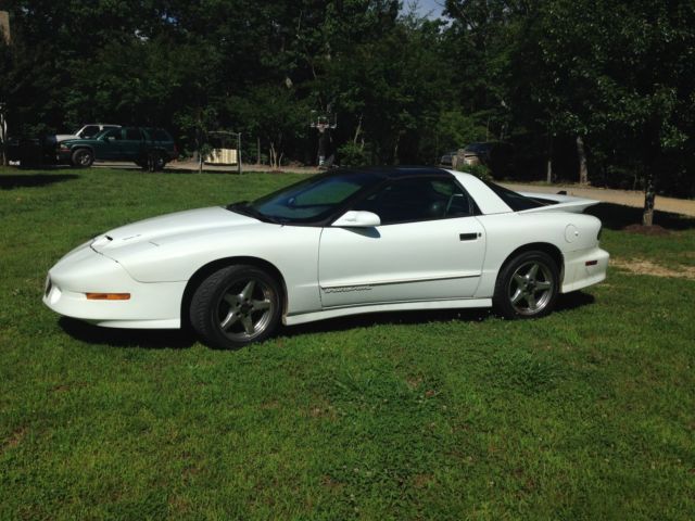 1994 Pontiac Firebird Trans Am - photo 2