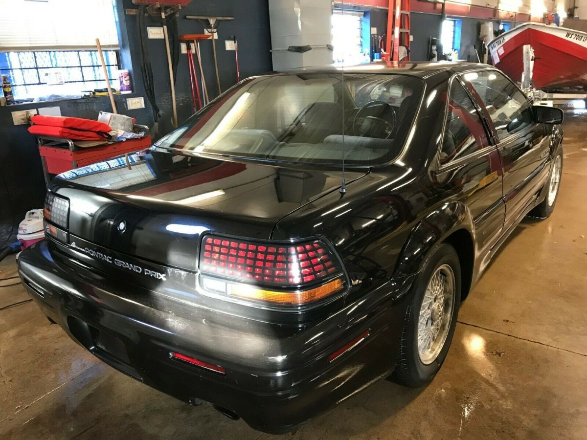 1994 Pontiac Grand Prix - photo 3