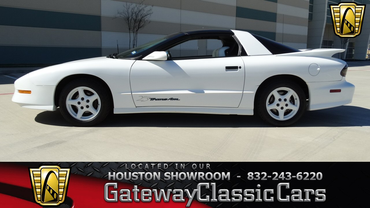 1994 Pontiac Trans Am 25th Anniversary 36001 Miles White 2 Door Coupe 5.7L V8 FI 1994 Pontiac Trans Am 25th Anniversary