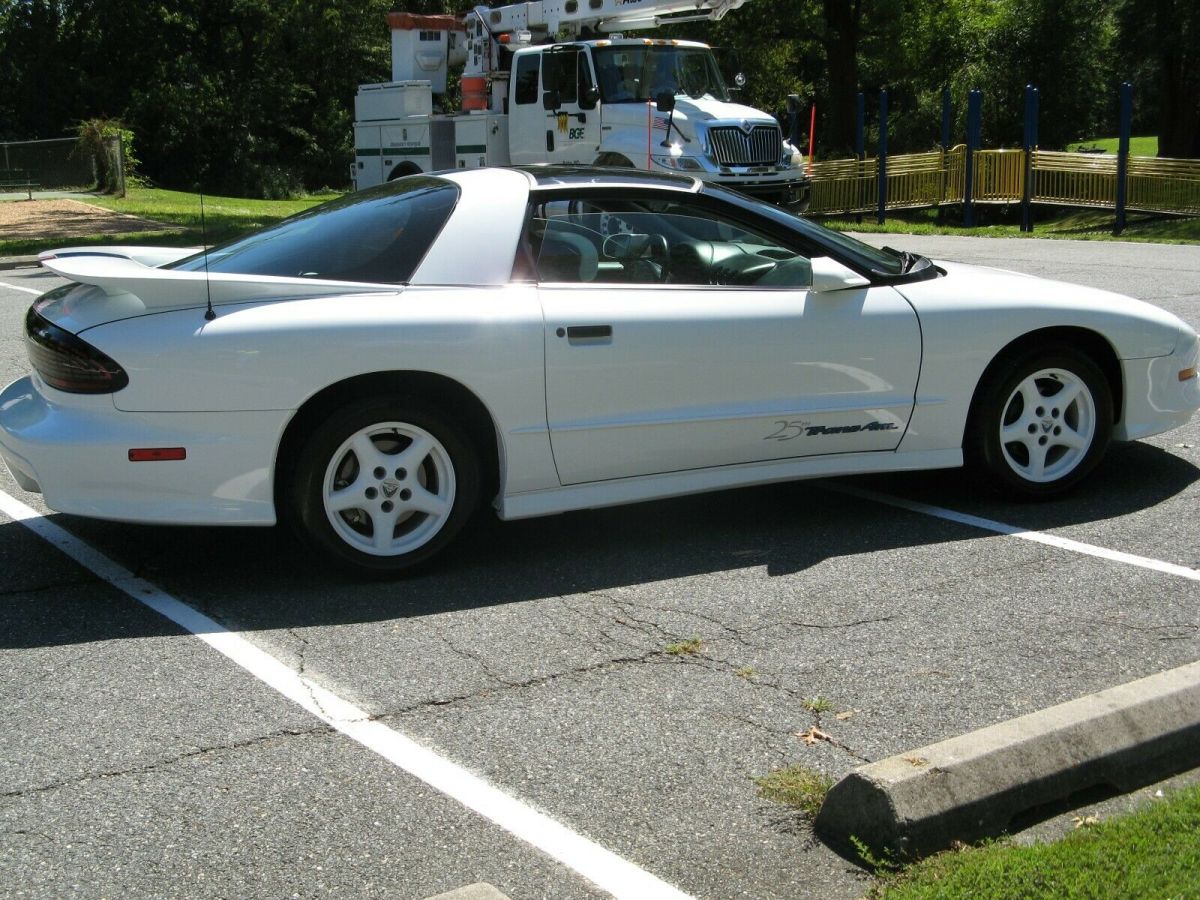 1994 Pontiac Trans Am 25th Anniversary - photo 6